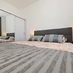 Comfort Stay With Parking & View